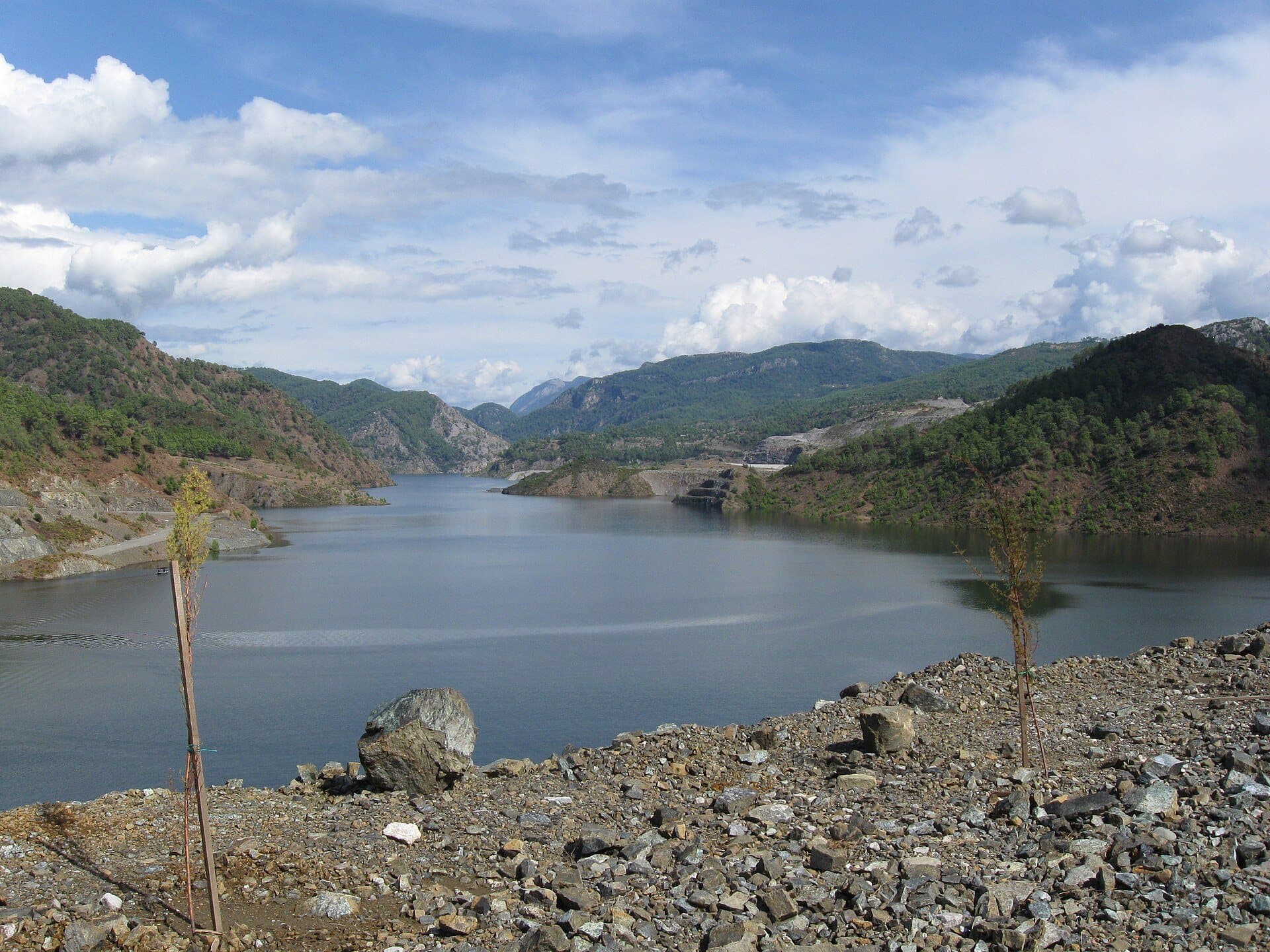 Akköprü Dam reservoir on the Dalaman river, Muğla